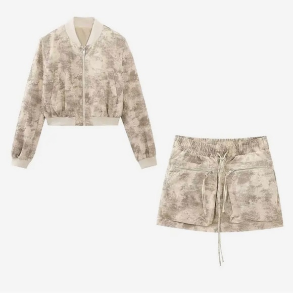 Zara Cropped Bomber Jacket - Picture 3 of 9